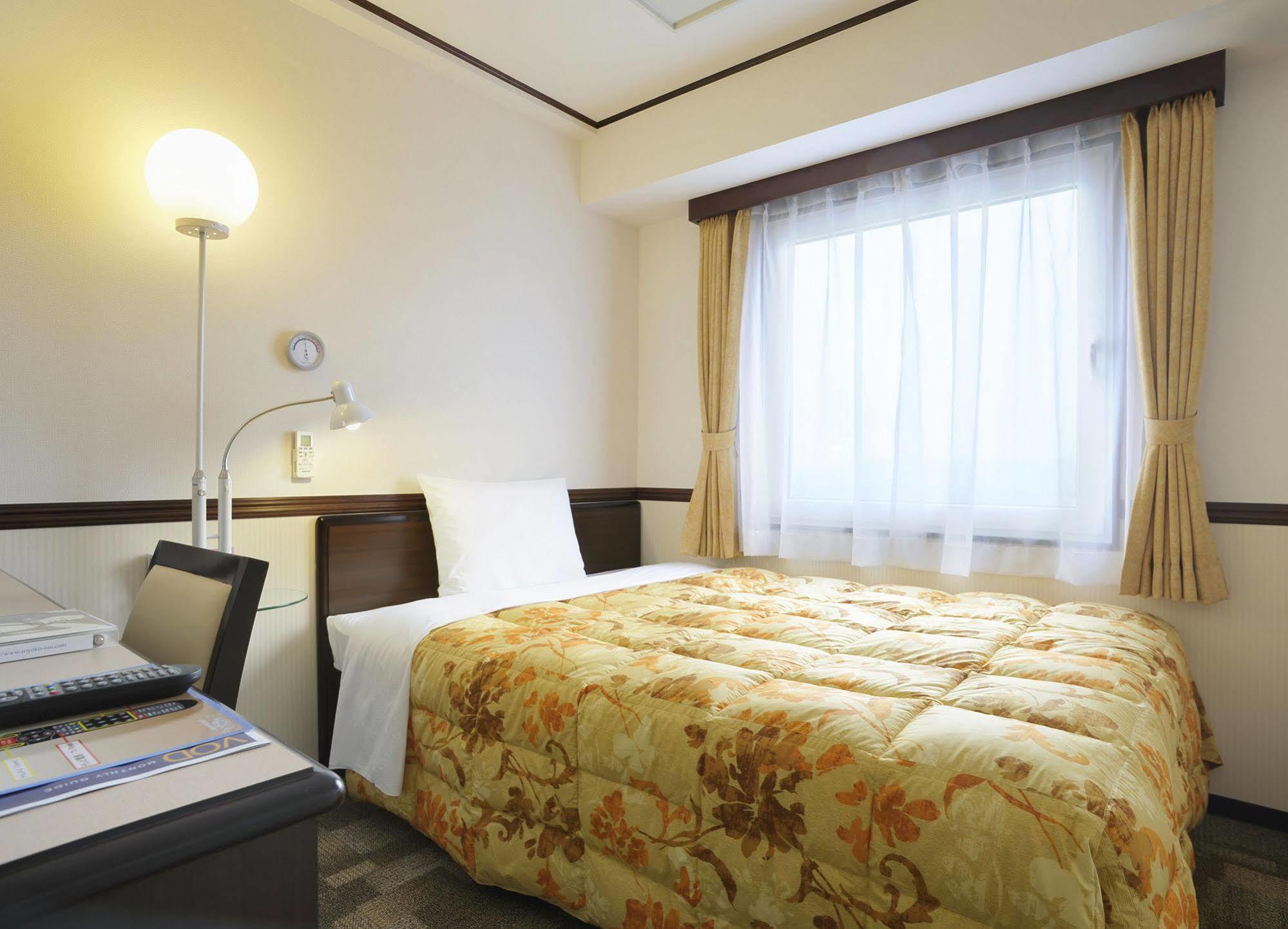 Toyoko Inn Oita Nakatsu Ekimae Dış mekan fotoğraf