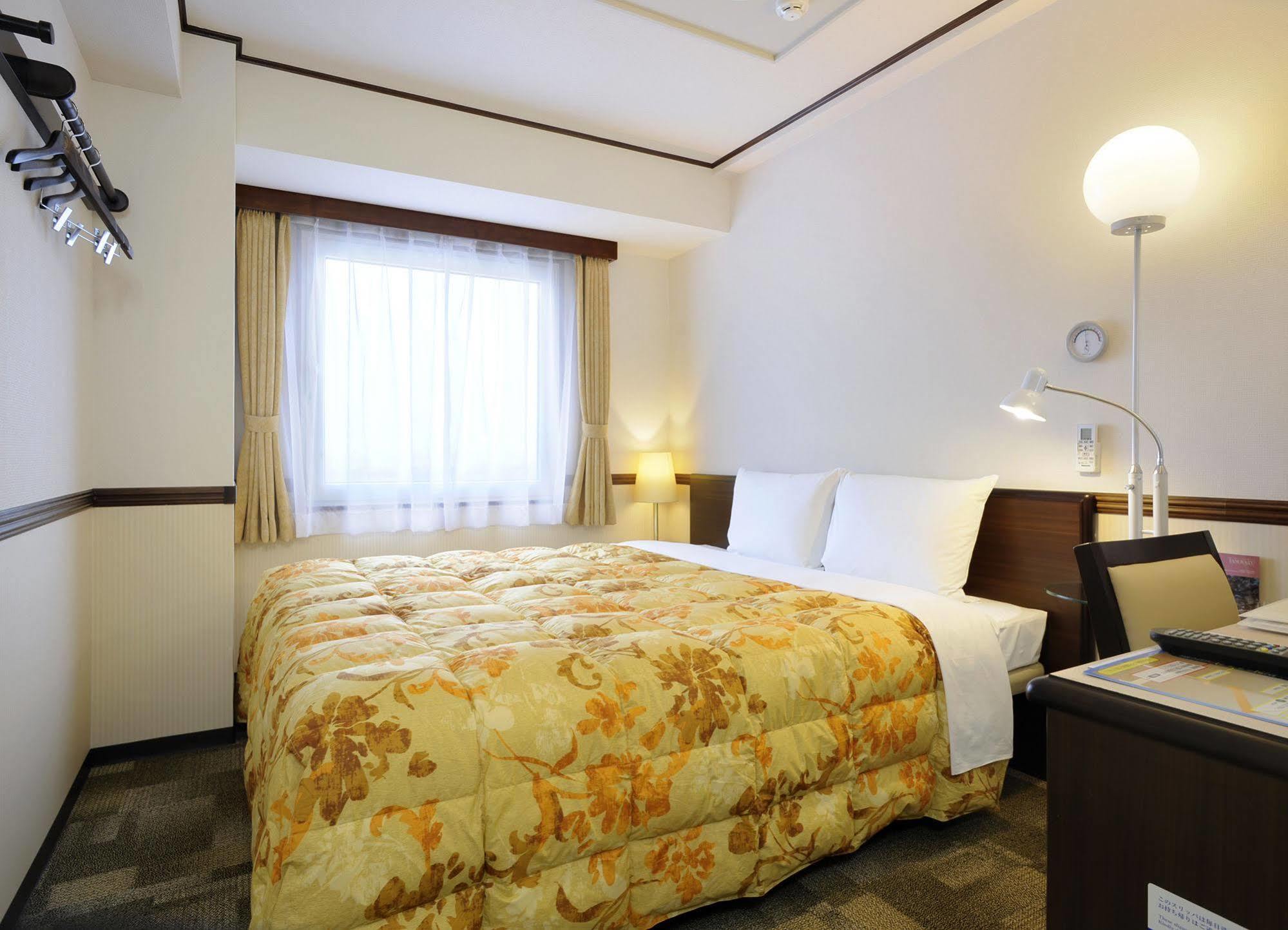 Toyoko Inn Oita Nakatsu Ekimae Dış mekan fotoğraf